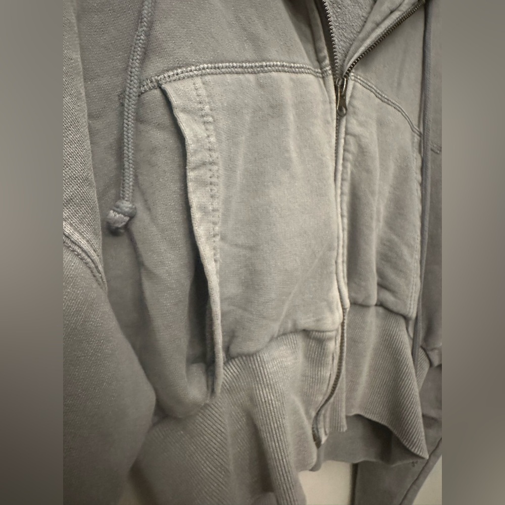 ZARA Cropped Zip-Up Hoodie Sweatshirt S Gray Washed EUC - Picture 3 of 5